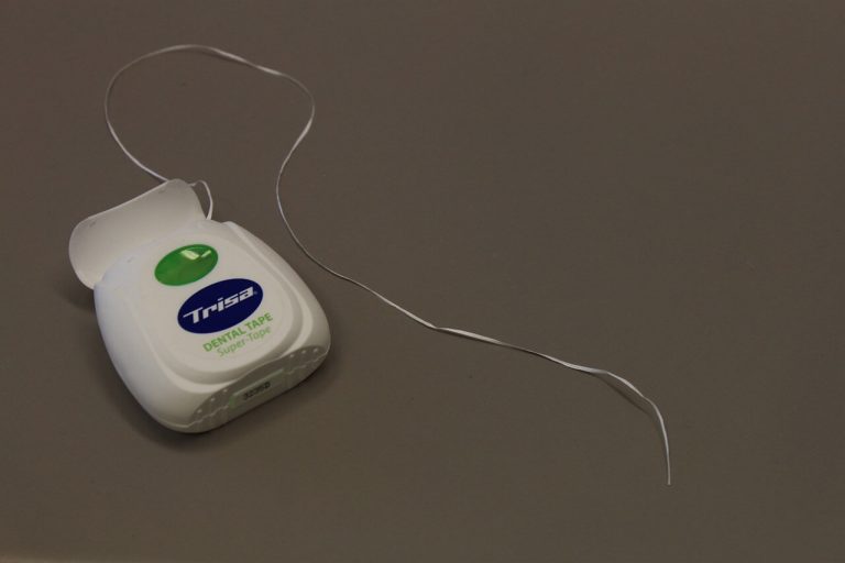 Best Dental Floss for Adults or Kids